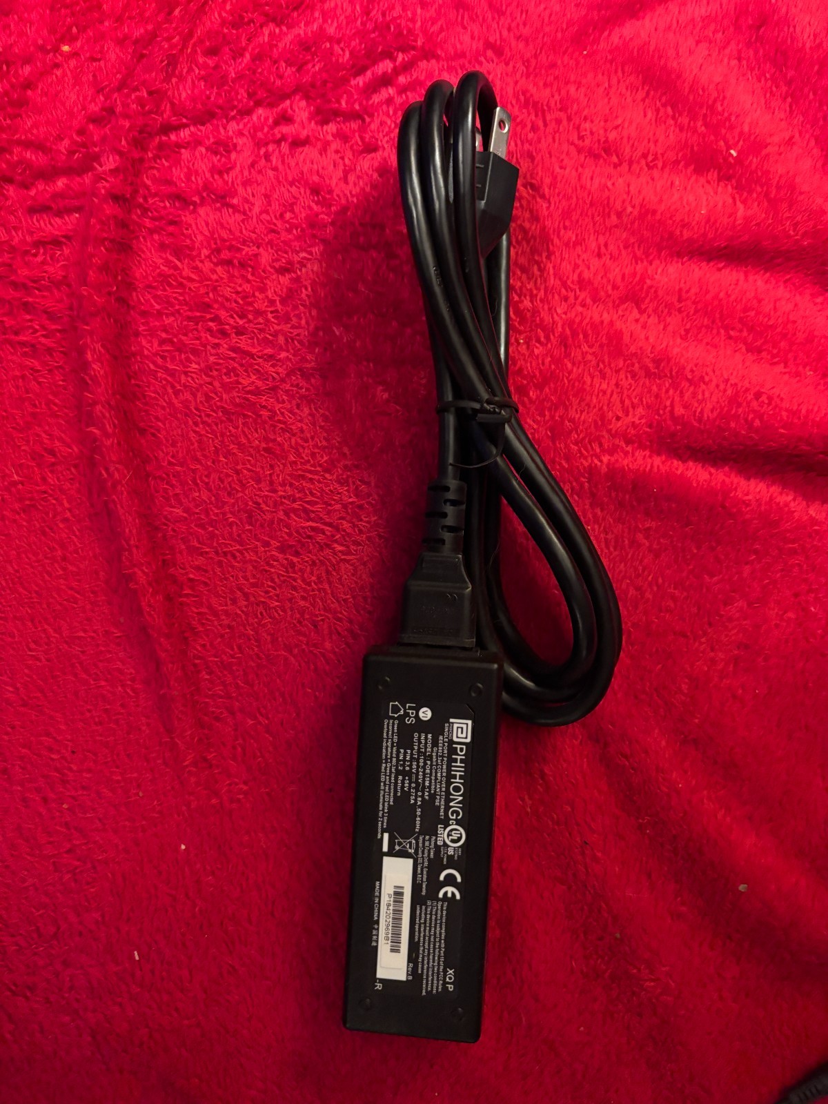 Phihong Single Port Power Over Ethernet Ingector POE15M-1AF
