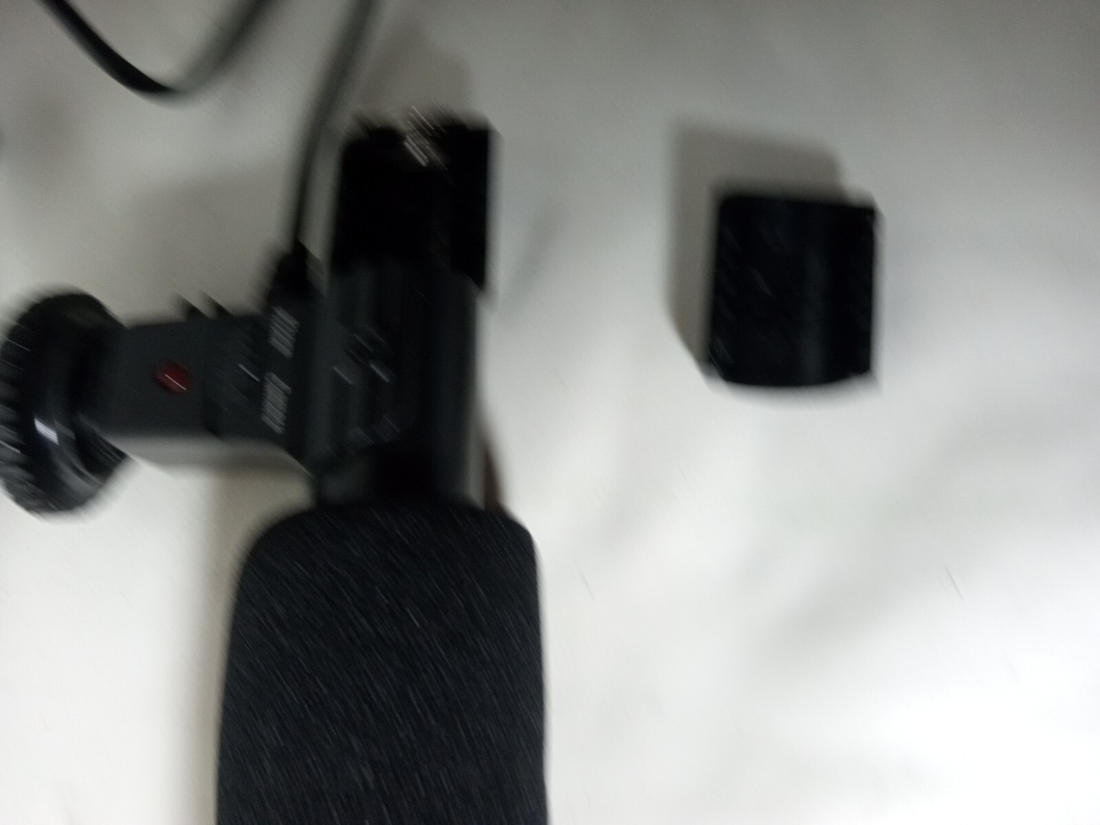 DigiPower Phone Camera External Microphone - Pre-owned