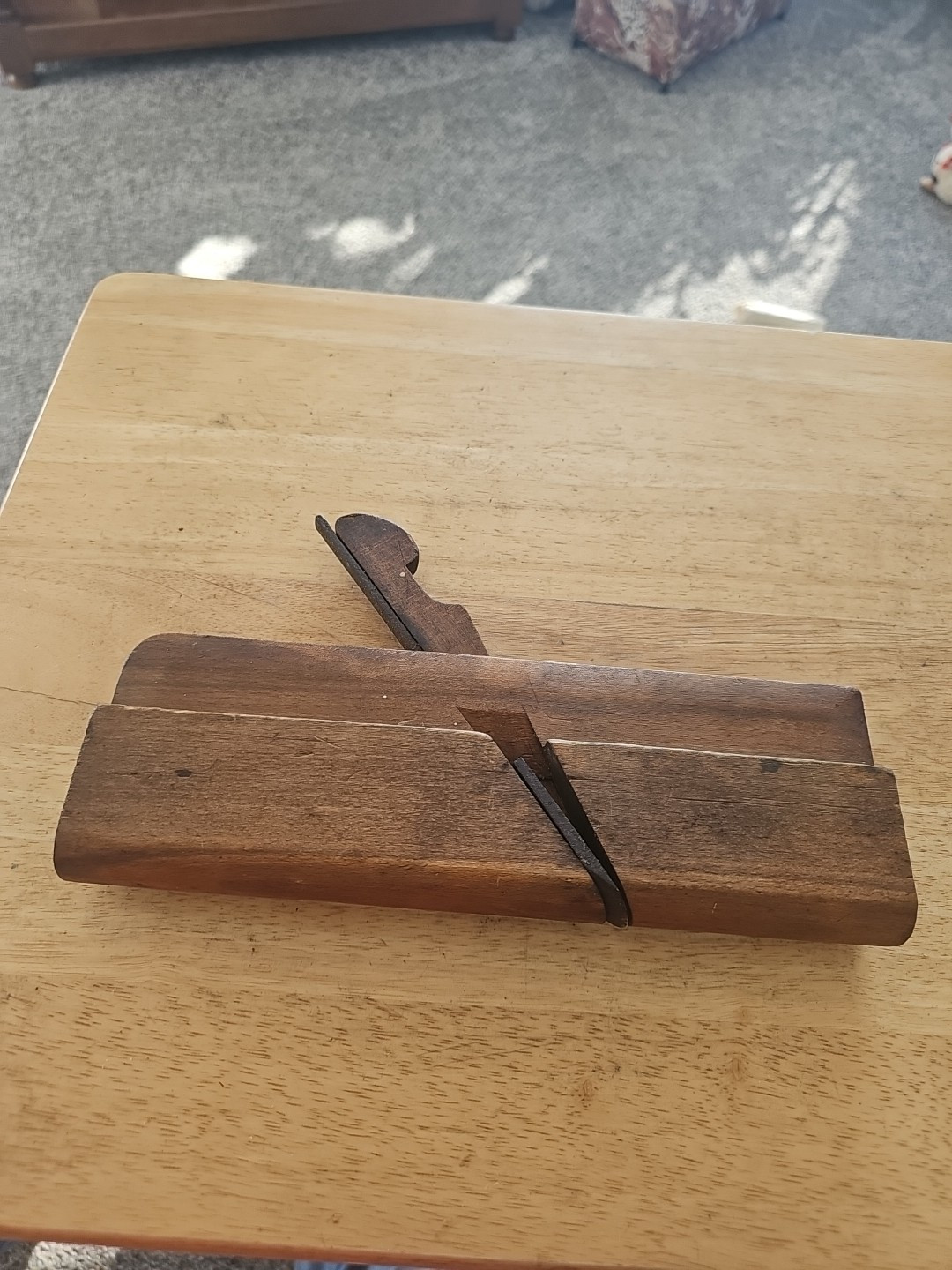 ANTIQUE, H. CHAPIN UNION FACTORY  ROUND 1.25" MOLDING PLANE WARRANTED .