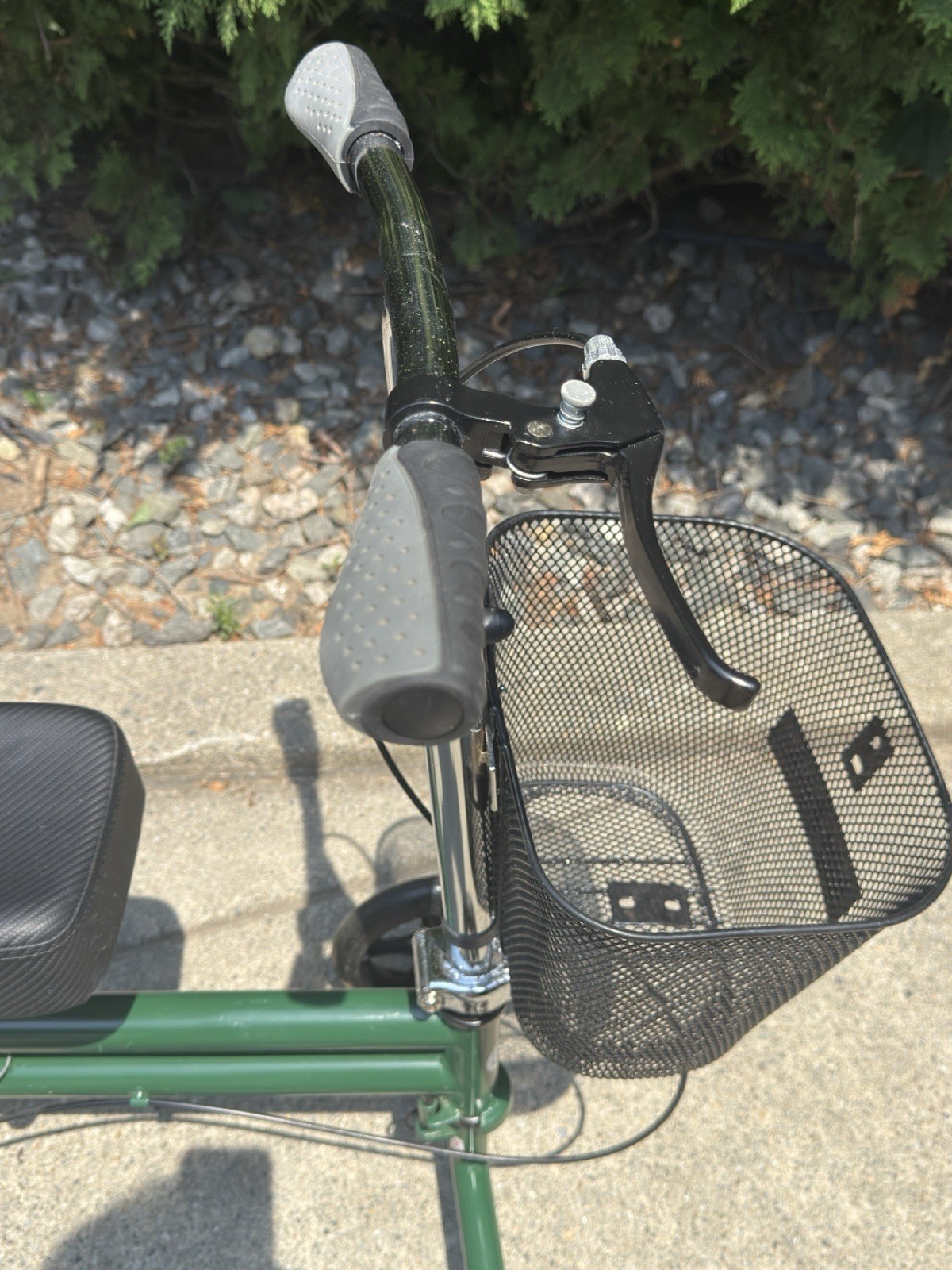 KneeRover Knee Steerable Scooter
