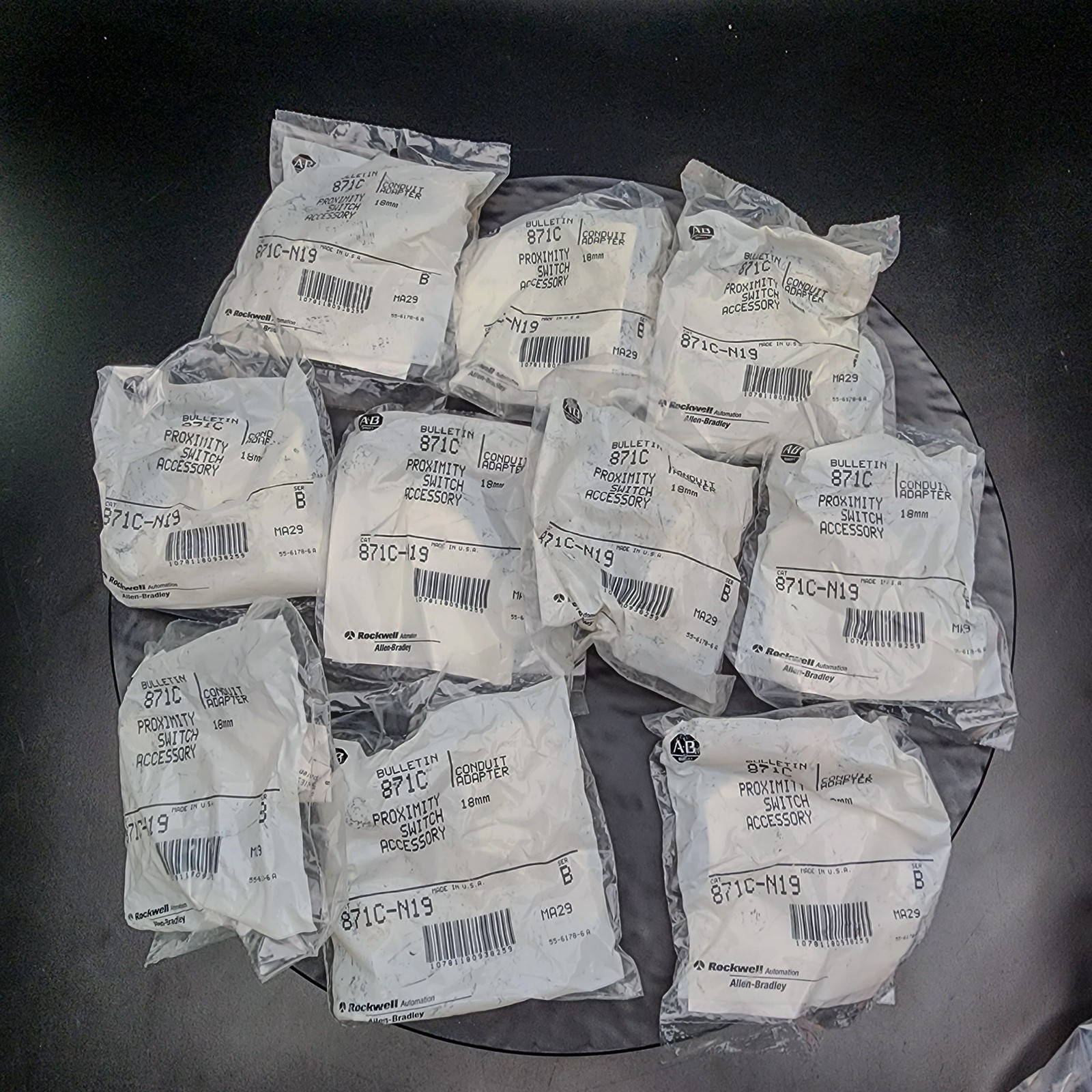 Lot of 10 Sealed New Allen Bradley 871C-N19/B Conduit Adapter 18mm 🔧📦
