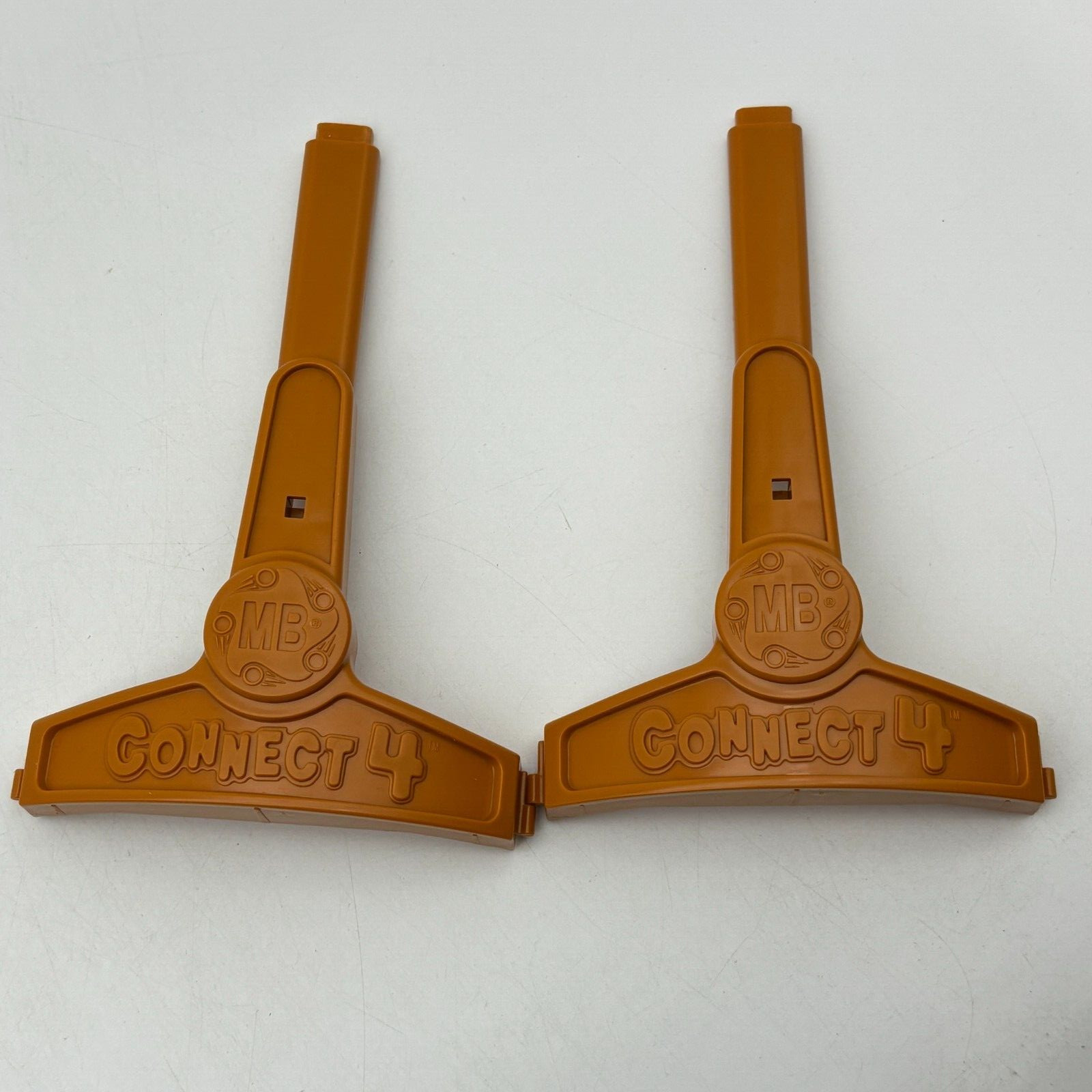 Connect 4 SpongeBob SquarePants 2 Brown Plastic Legs 2008 Replacement Pieces