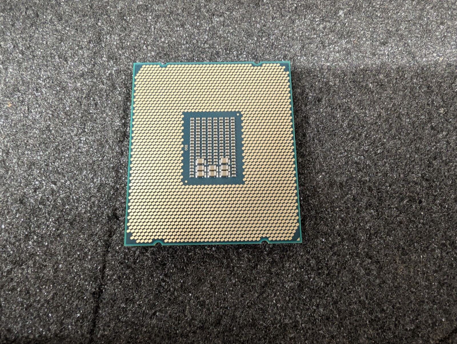 Used, Intel, CM8066002044801S R2NB, Intel Xeon Processor E5-2658