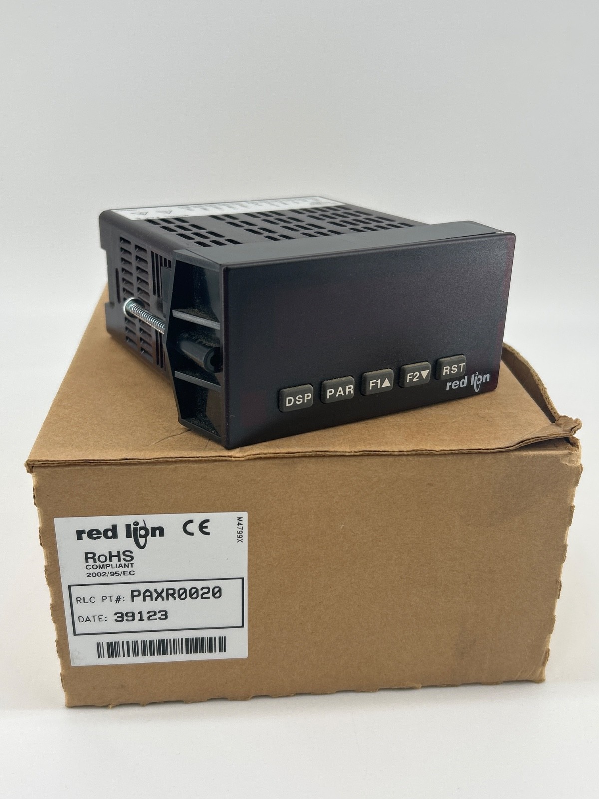 NEW IN BOX Red Lion Controls PAXR0020 Digital Panel Meter