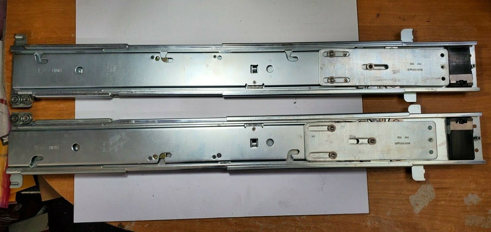 Schroff X0002160 A01 Server Rackschienen RACK RAILS X0001523A00 X0002162A00 |