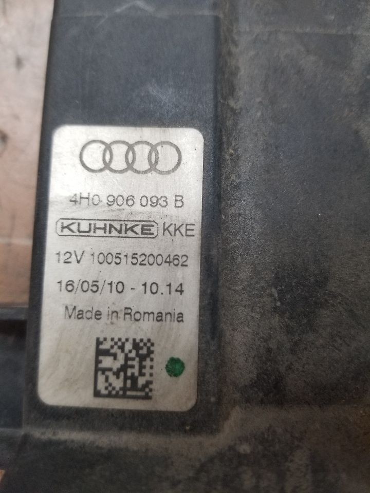 A8 AUDI   2011 Chassis ECM 141304