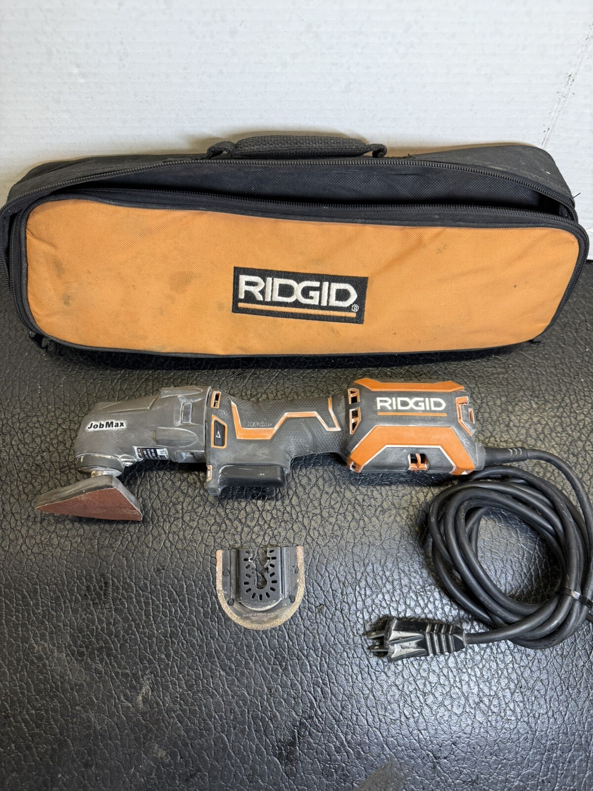 Ridgid R2851-Series B Corded Multi-Tool With Case