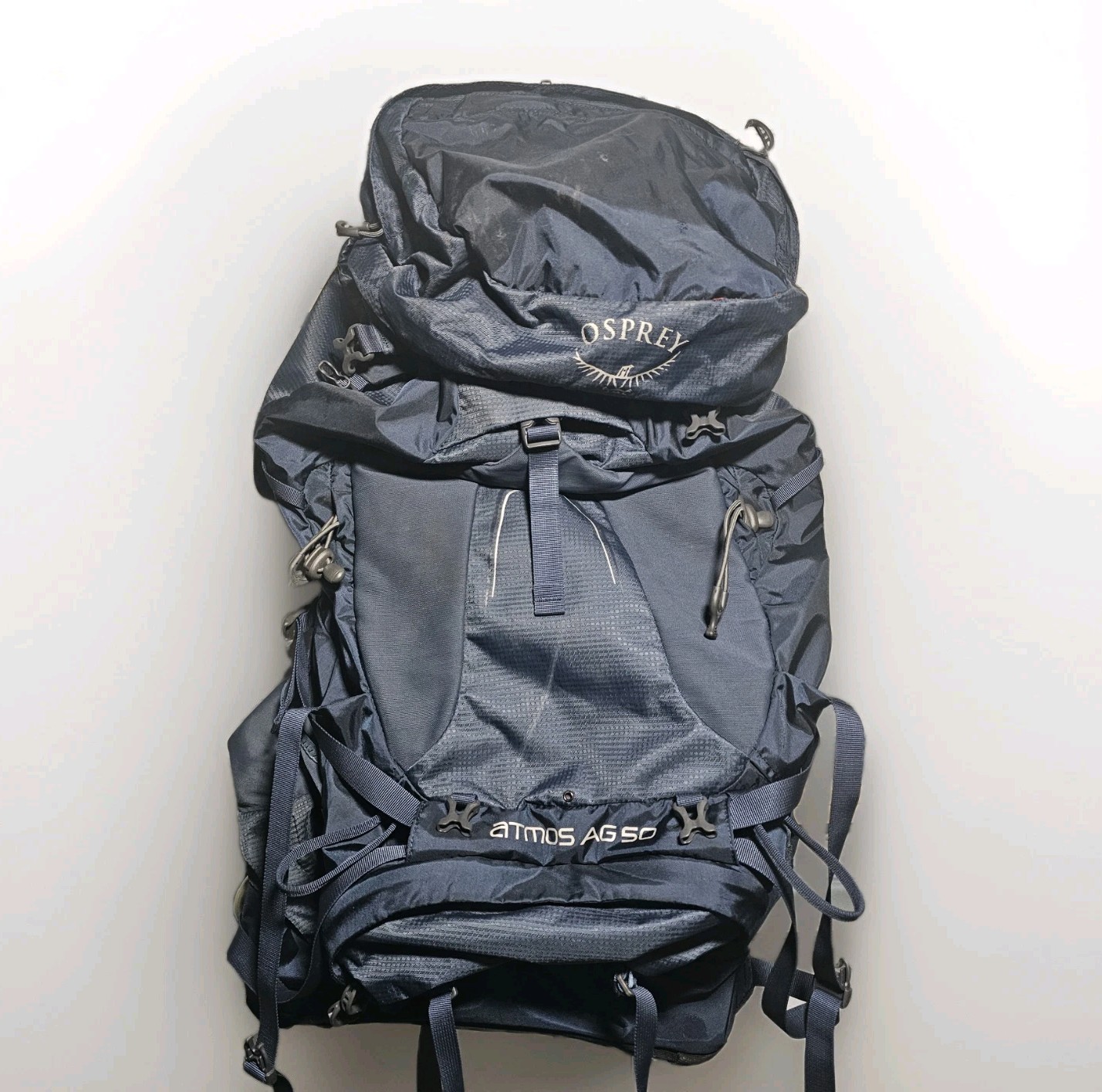 Osprey Atmos AG 50 Blue 50L Hiking Backpack Medium (18-21in) Anti-Gravity Dirty