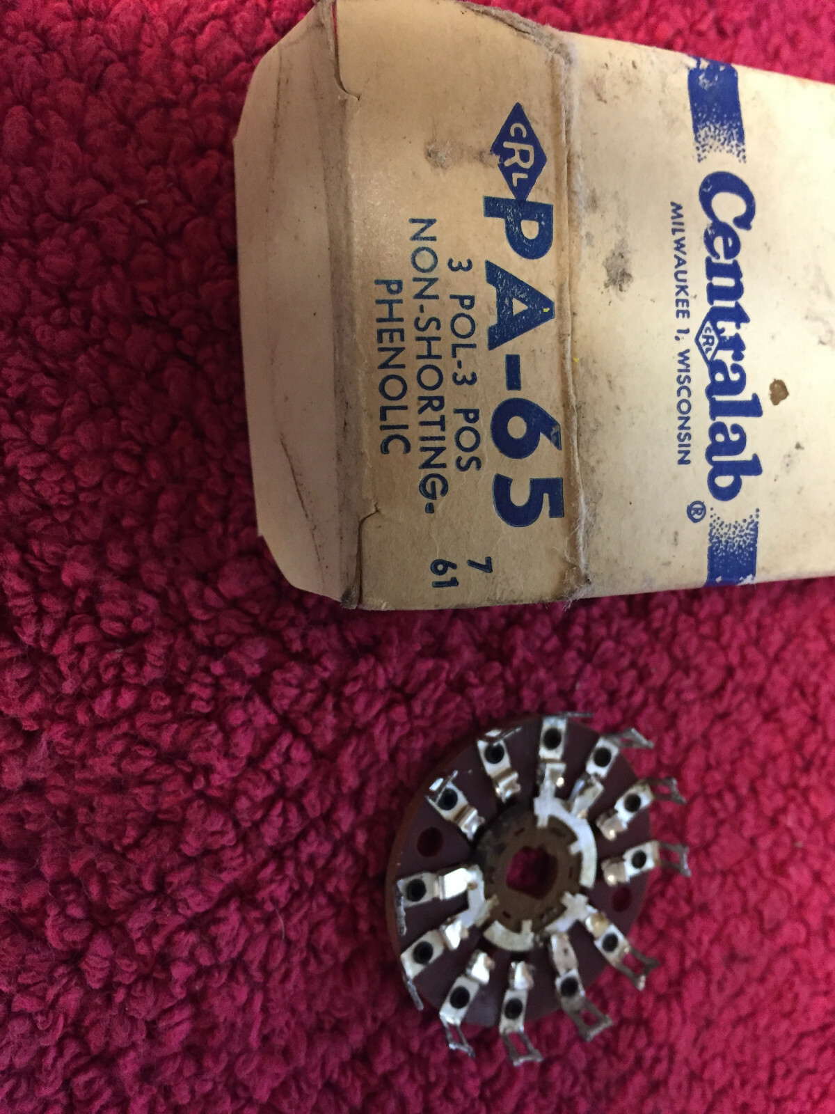 PA-65 CENTRALAB 3 POL 3 POS NON SHORTING PHENOLIC