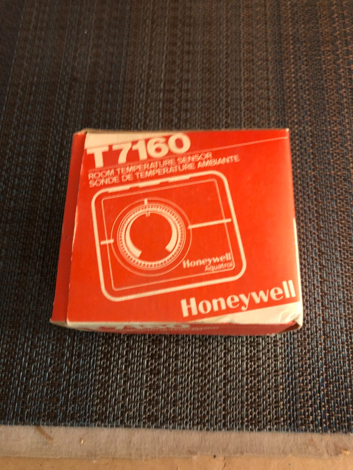 Honeywell T7160A1004 Compensation Sensor NEW!