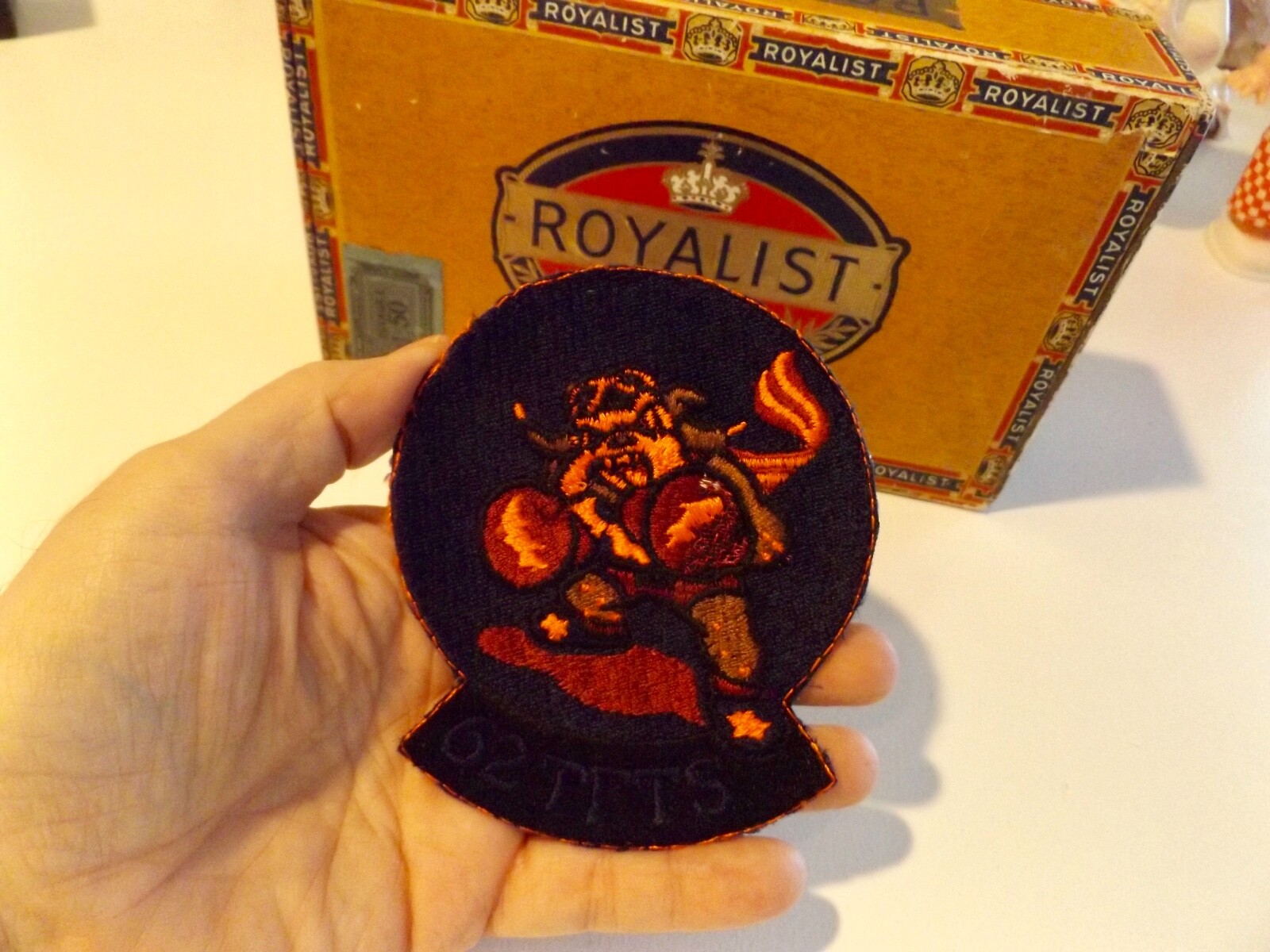 62 TFTS VINTAGE USAF SQUADRON PATCH Boxing Bulldog Mascot Character