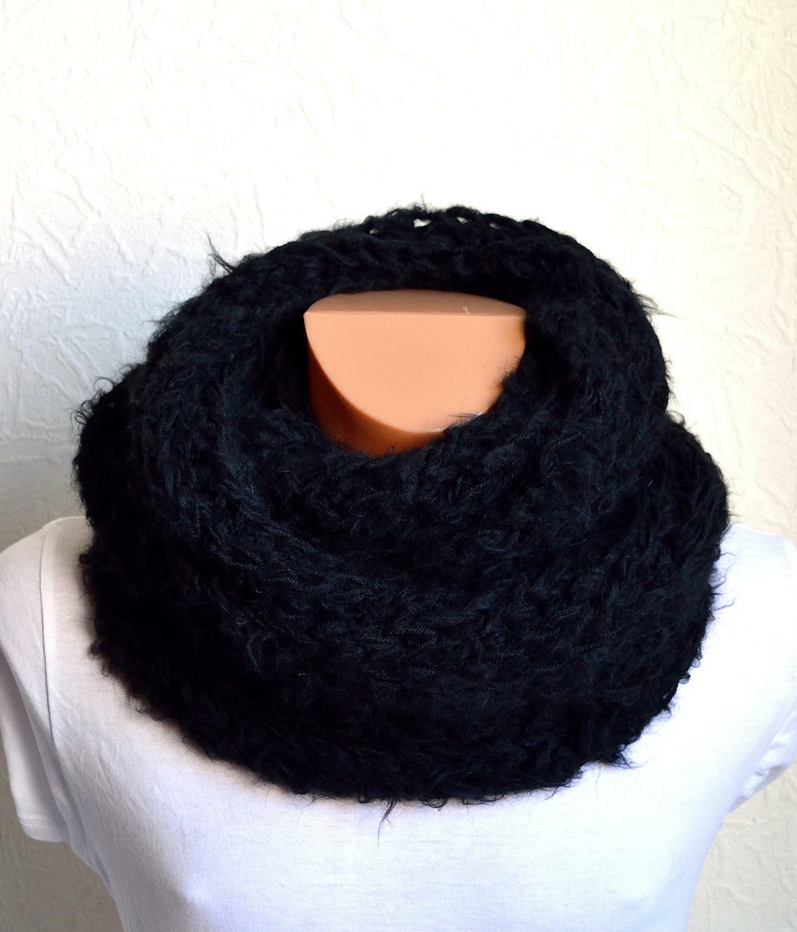 Hand knitted men's alpaca wool snood scarf