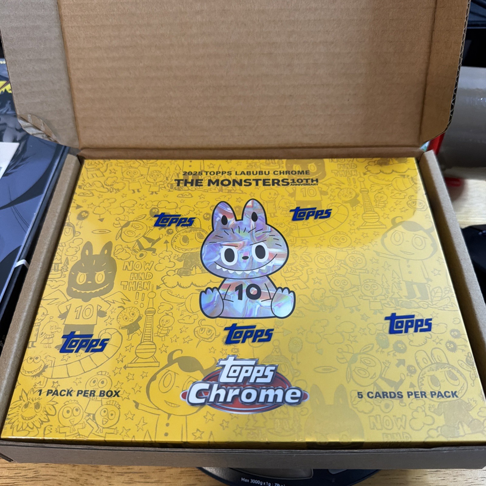 2025 Topps Labubu Chrome® 10th Anniversary - Hobby Box