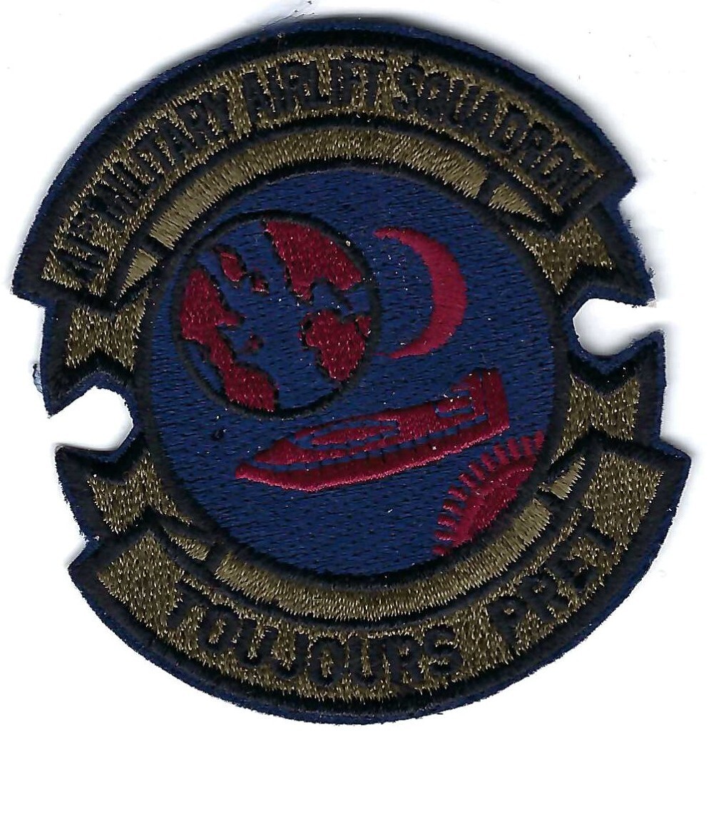 PATCH USAF 41ST MAS MILITARY AIRLIFT SQ  SUBD   CHARLESTON AFB    AS-11