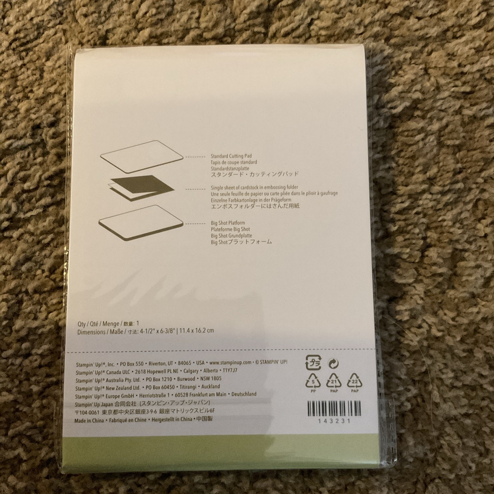 NEW Stampin' Up HEXAGON DYNAMIC 3D Embossing Folder BEEHIVE BACKGROUND DESIGN