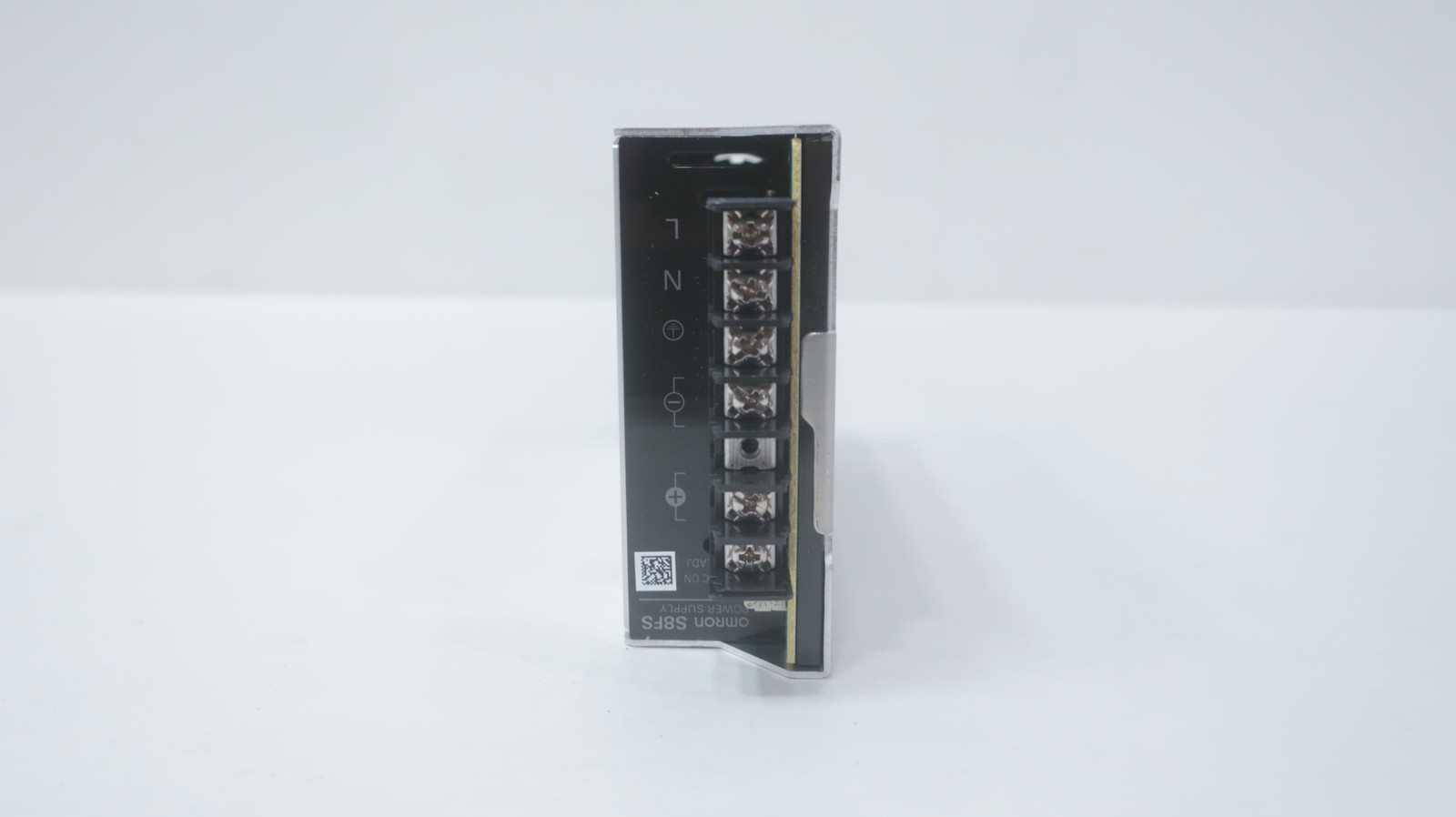 Omron S8FS-G30024C Power Supply 14a 24v-dc 100-240v-ac