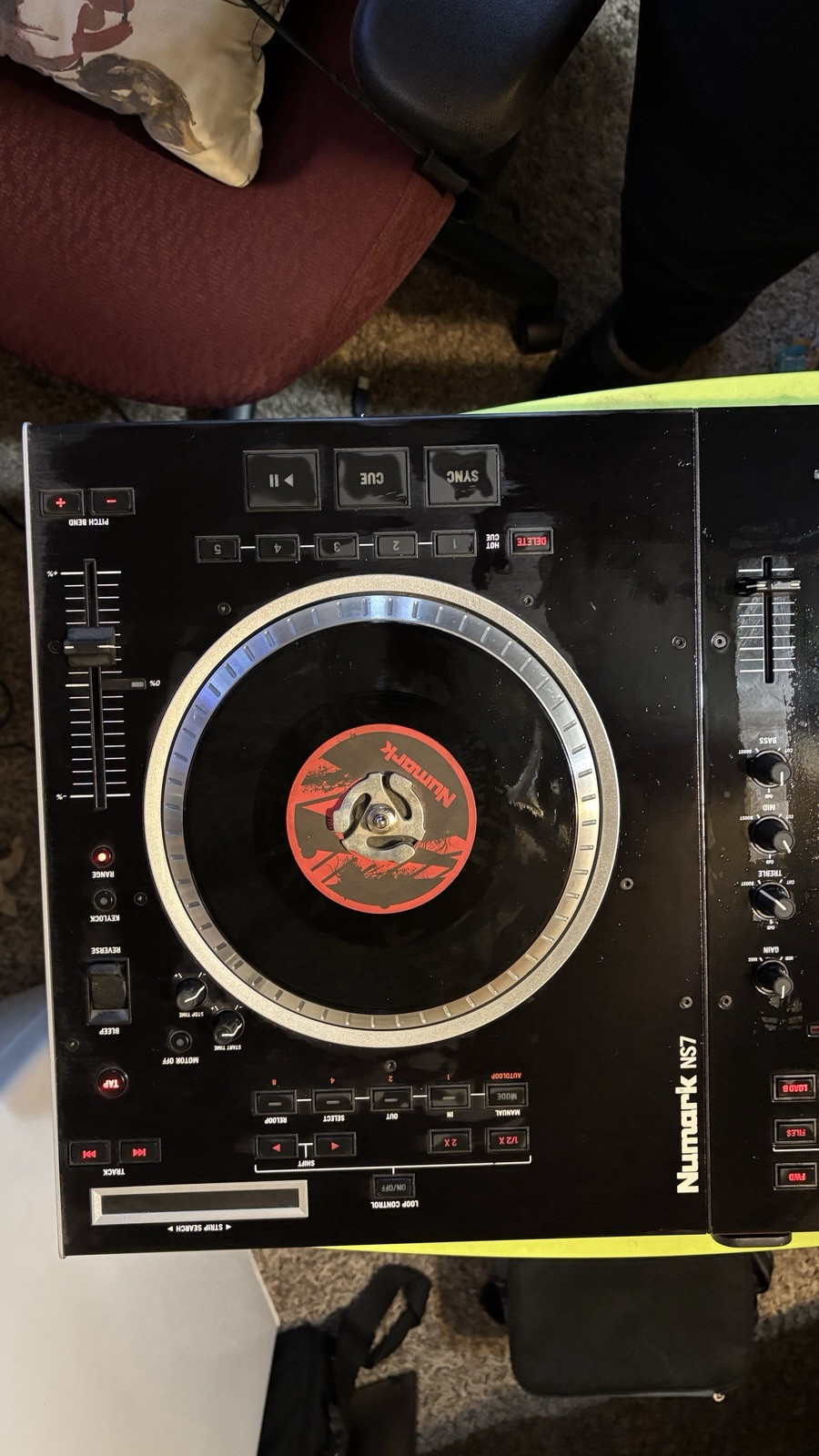 Numark NS7