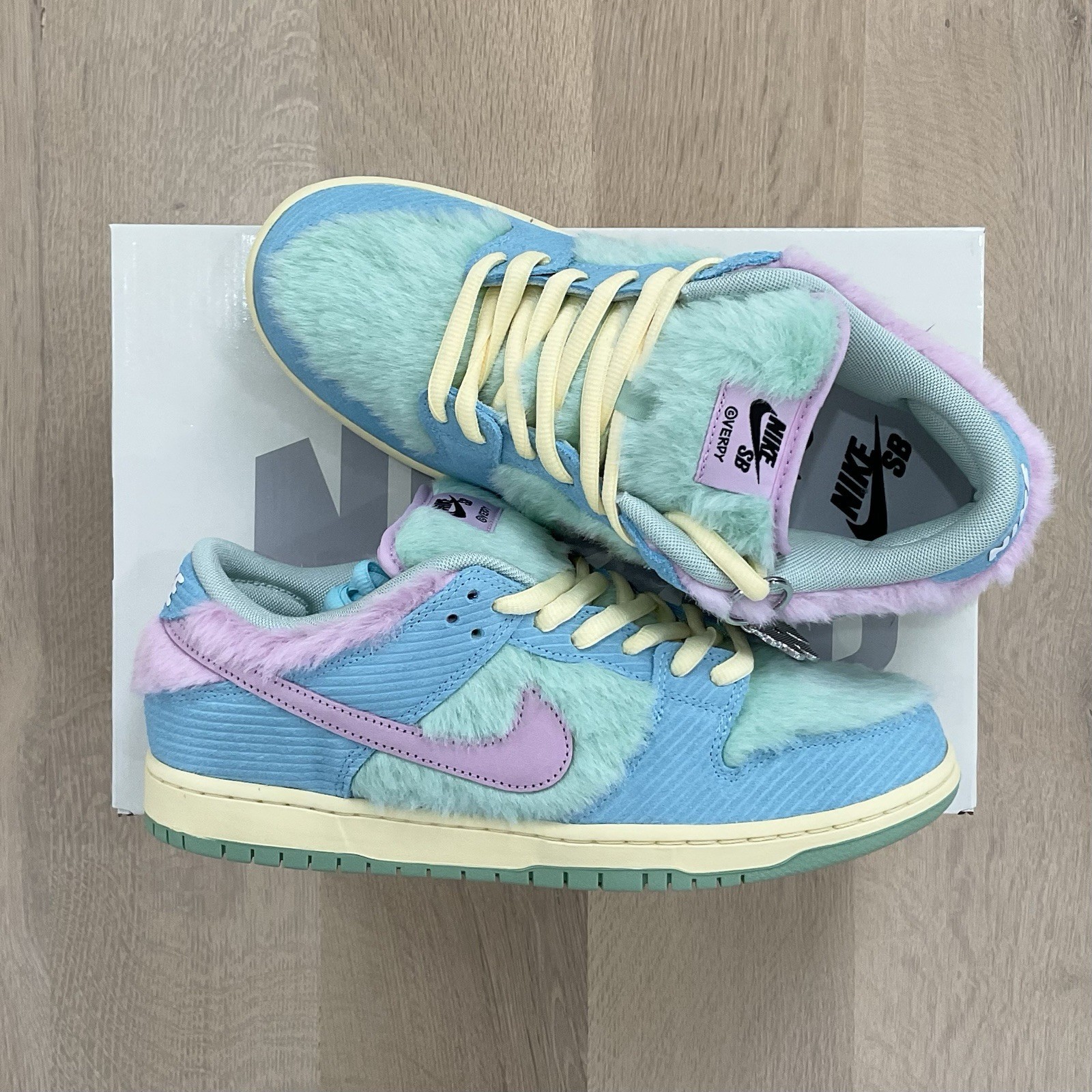Size 11 - Nike SB x Verdy Dunk Low Pro Visty FN6040-400 US Men's