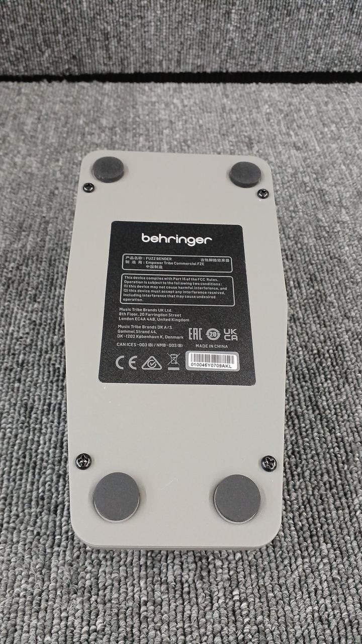 BEHRINGER / FUZZ BENDER(no260731)
