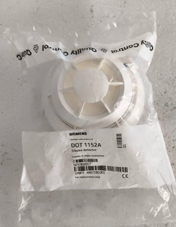 Siemens DOT 1152A Smoke Detector Fast Shipping