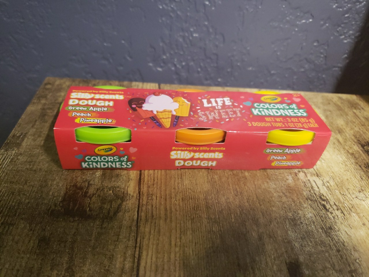 Crayola Silly Scents Dough 3 Tubs Colors Of Kindness Life is Sweet NEW