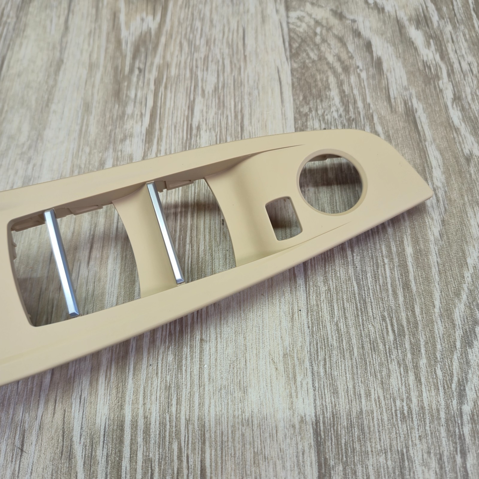 BMW 5 SERIES F10 F11 2010 -2017 DRIVER SIDE FRONT DOOR INTERIOR HANDLE BEIGE