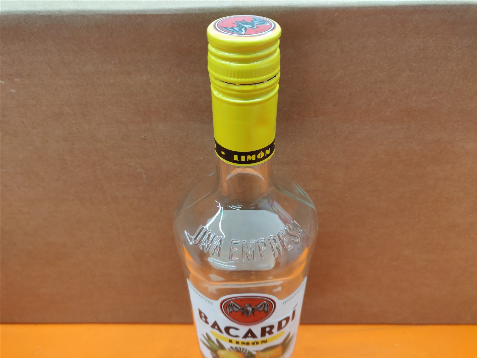 ⭐️⭐️⭐️⭐️⭐️ Empty 1L Bacardi Limon Glass Embossed Bottle for Crafts/Décor/Upcycle