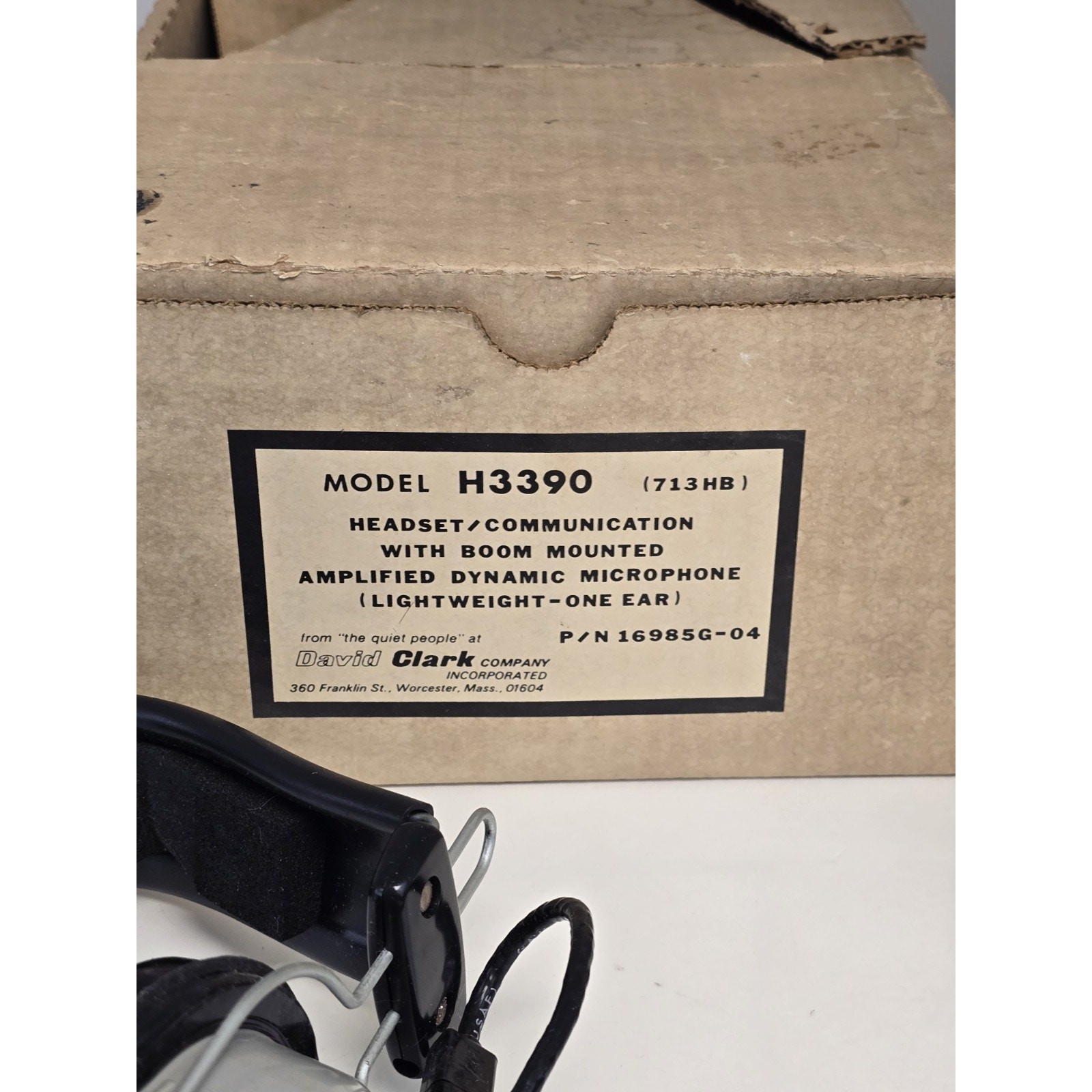 DAVID CLARK Model H3390 Aviation Headset with M2 Microphone New in Box