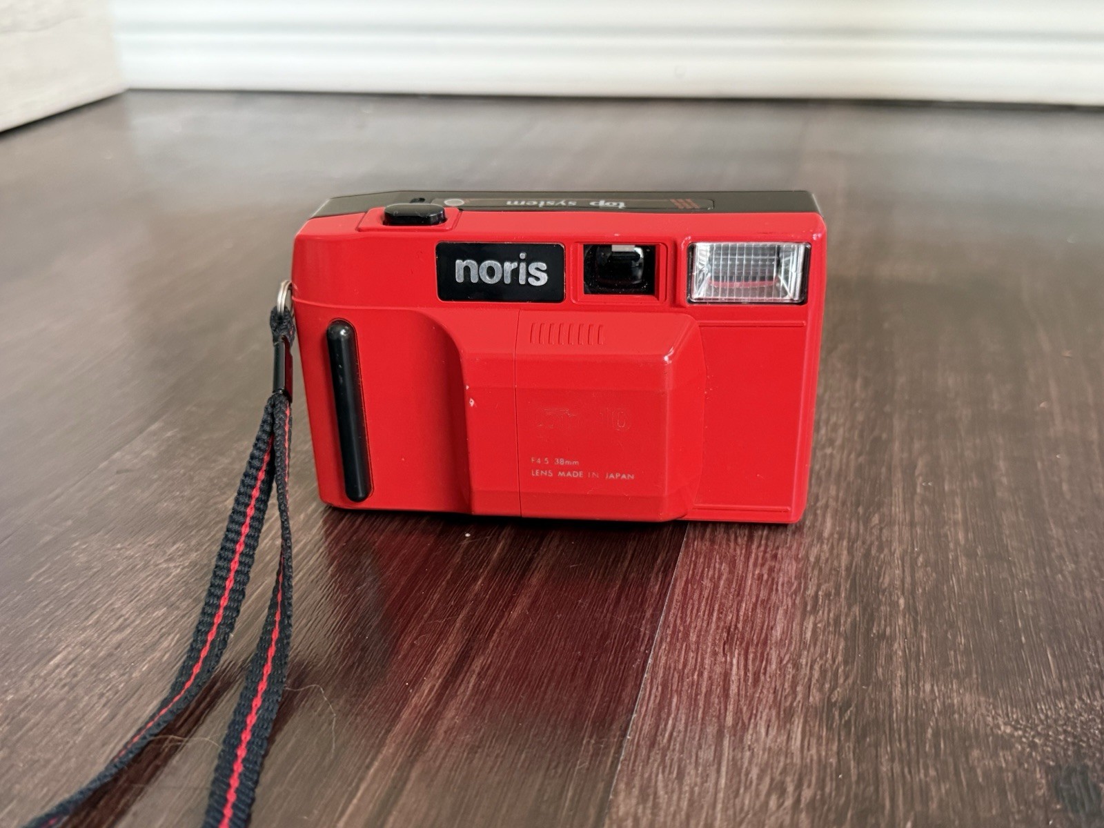Vtg Noris Top-10 F4.5 38mm Film Camera Lens Made In Japan Red UNTESTED