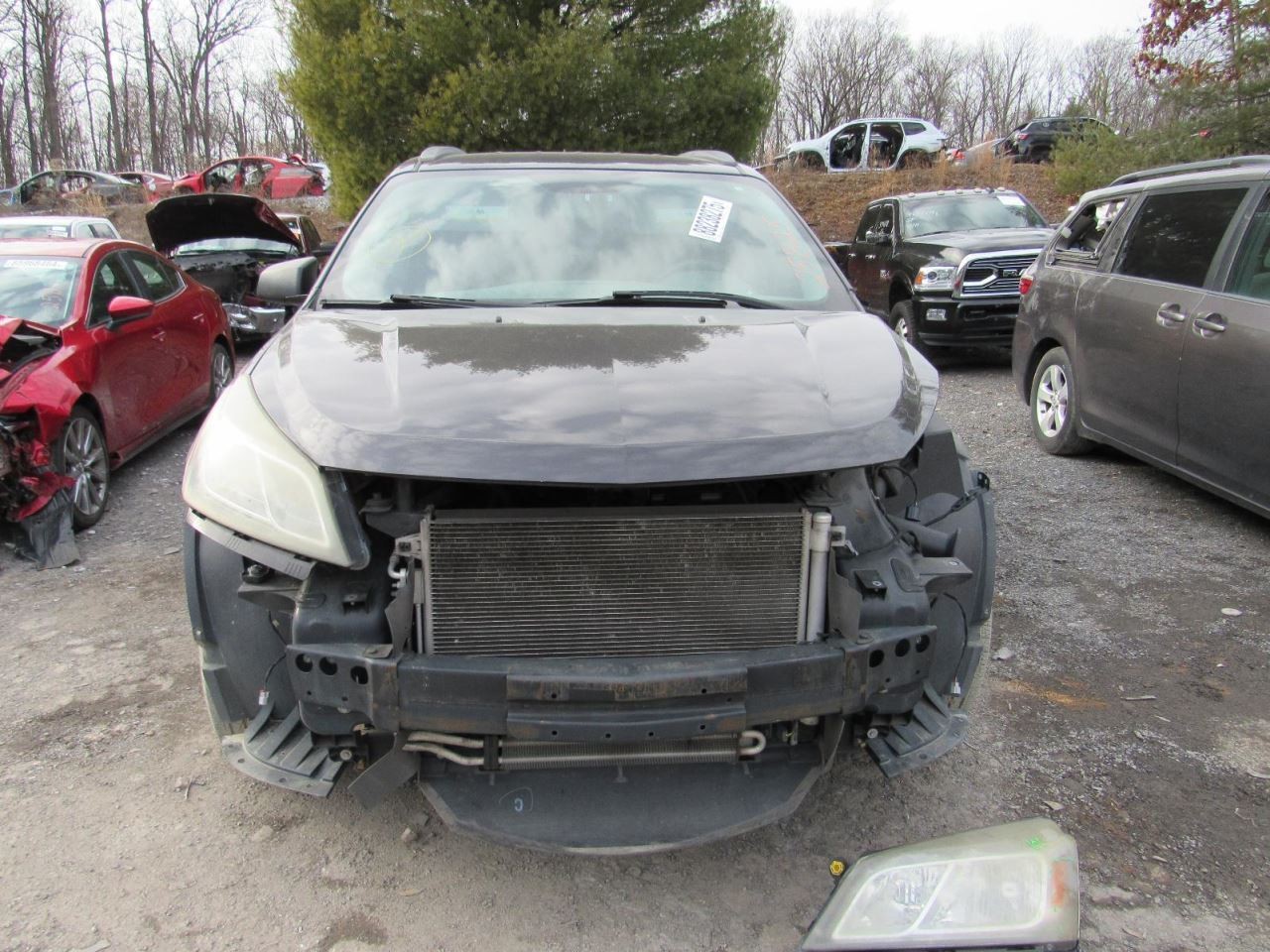 TRAVERSE 2016 Glove Box 1028605