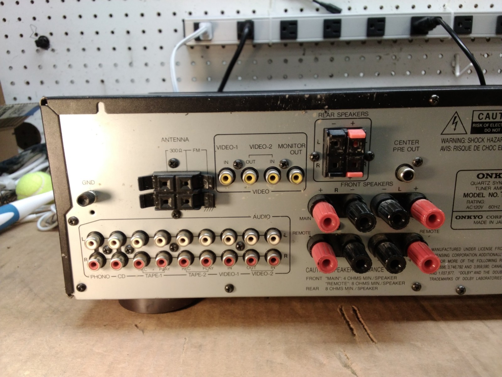 Onkyo Quartz Synthesized Tuner Amplifier TX-906