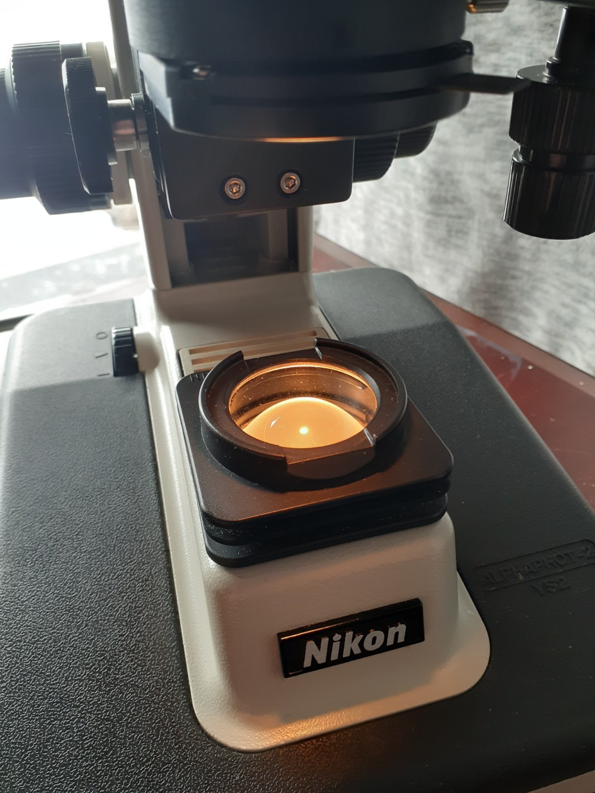 Nikon YS2-T Alphaphot Binocular Microscope w/ Eyepieces & 3 Objective Lenses