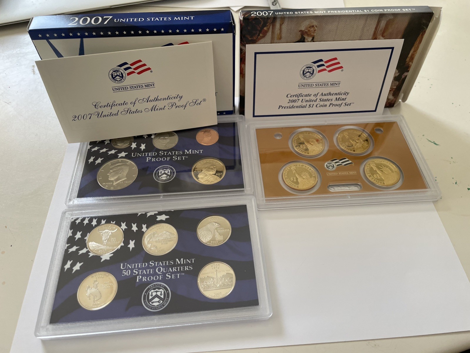 2007 Proof Set Complete and Original in BLUE  Mint Paper Box