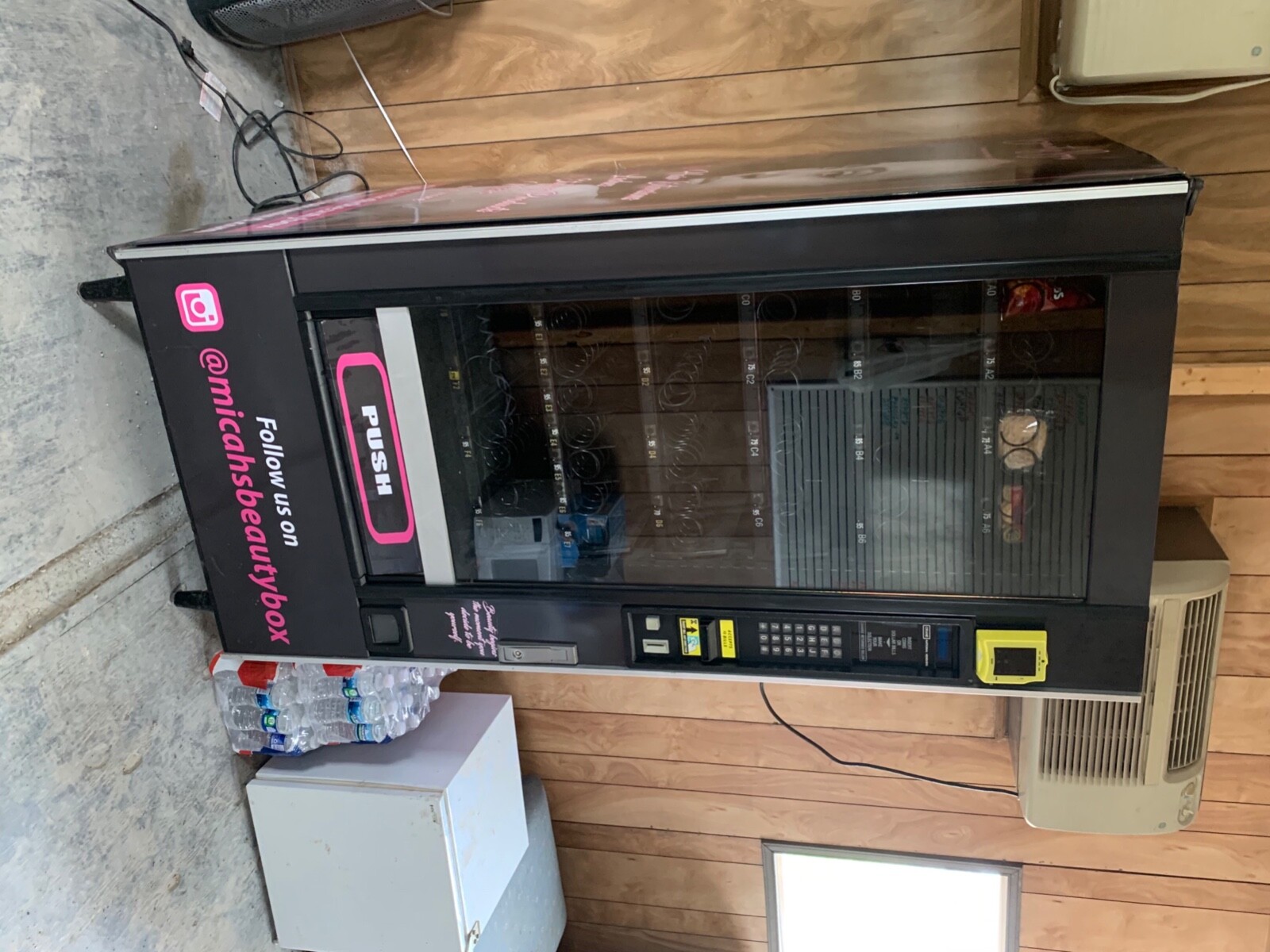 vending machine