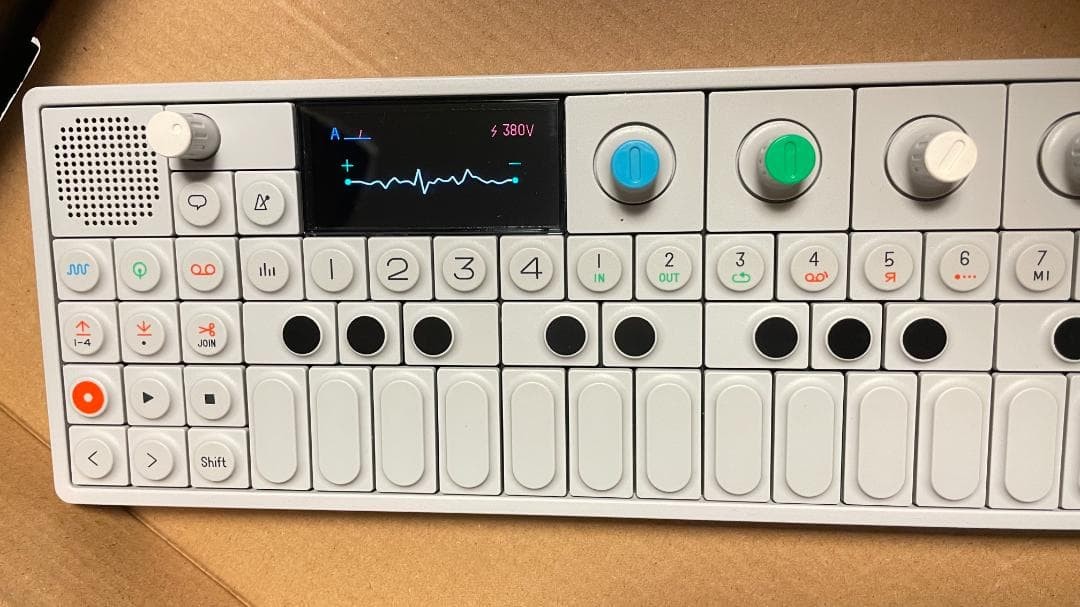 Teenage Engineering OP-1 Portable Synthesizer White Sampler Sequencer TESTED