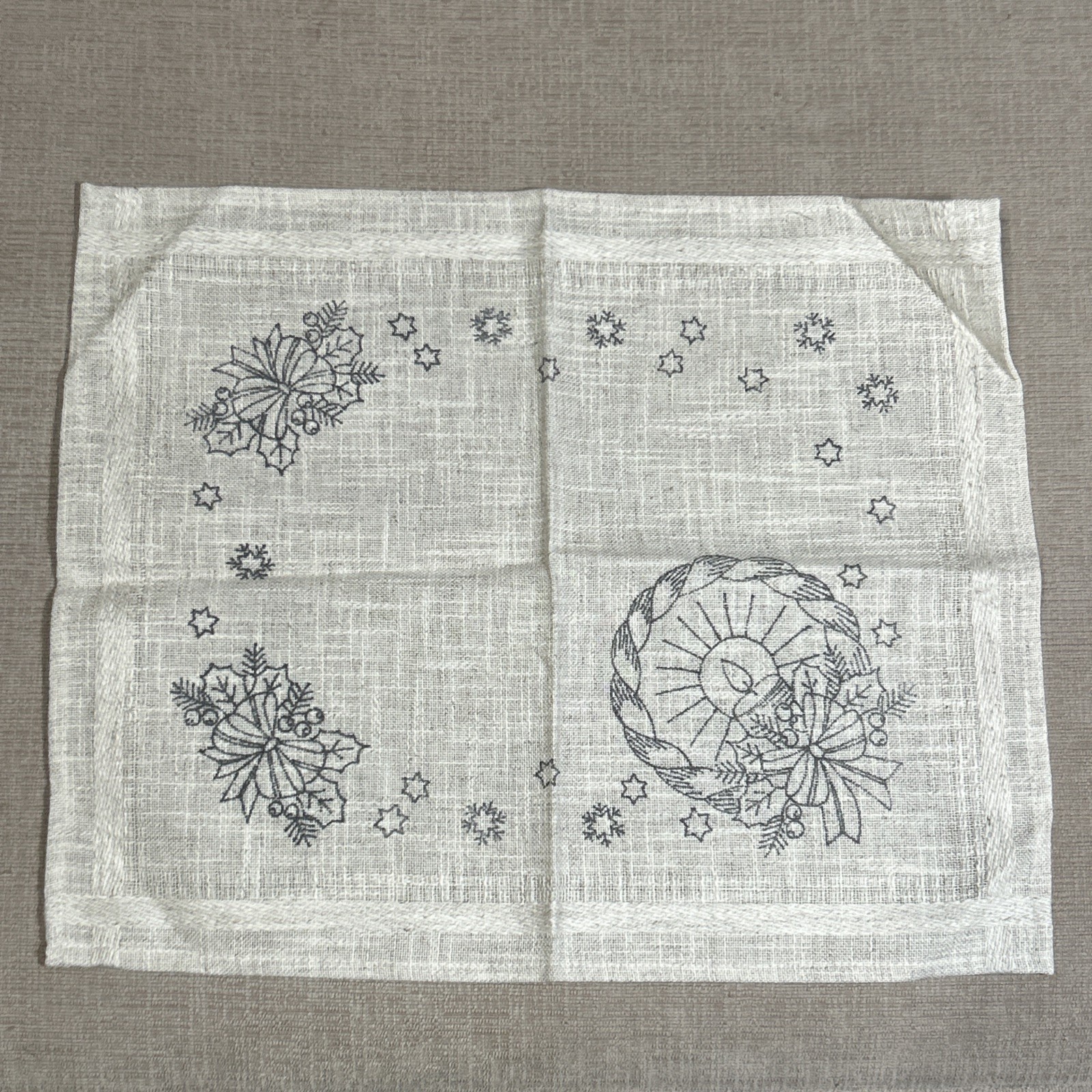 Jobelan Germany Cotton Linen 15.5x12.5 Printed Christmas Cross Stitch Fabric