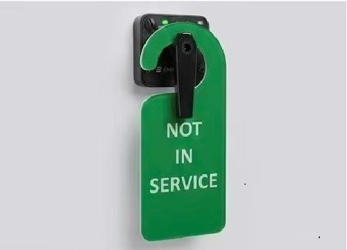 Control Switch Handle Safety Tag - Green (NOT IN SERVICE)