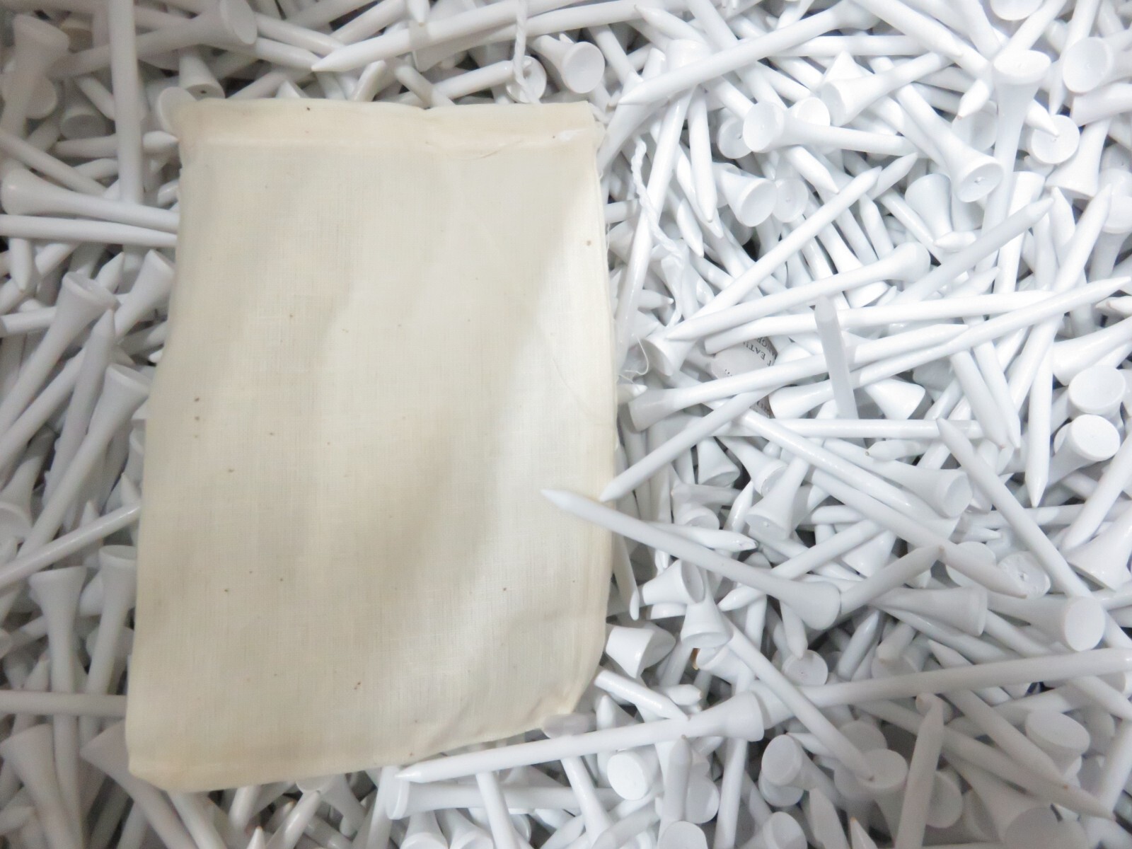 Pro Performance 3.25" 3 1/4" Wood Tees + Carry Pouch * White - 50