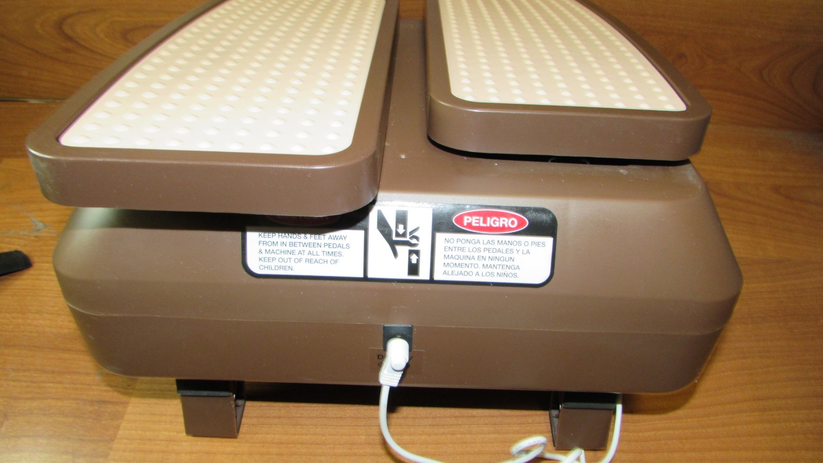 LegActivator LegXercise LEGX-011 Motorized Leg Activator Machine brown