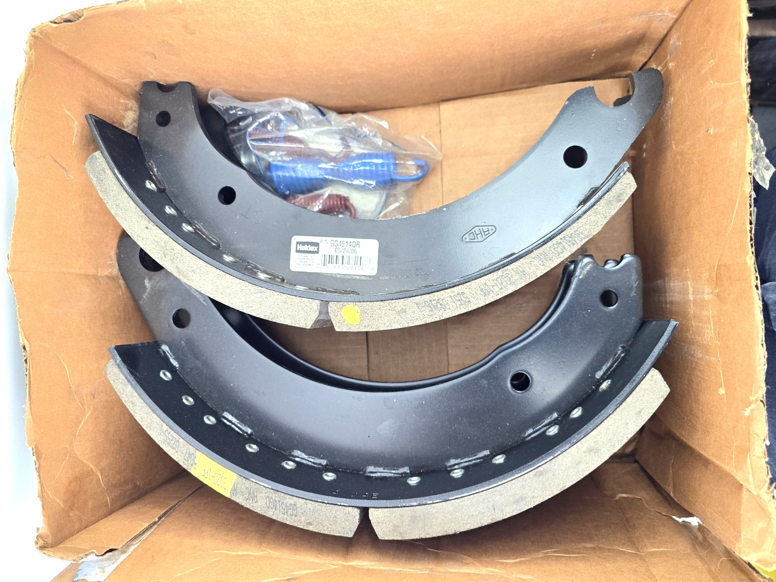 Haldex 4514TQ 4514 GG4515QR Brake Shoes w/ Hardware for Meritor "Q" 23K LBS