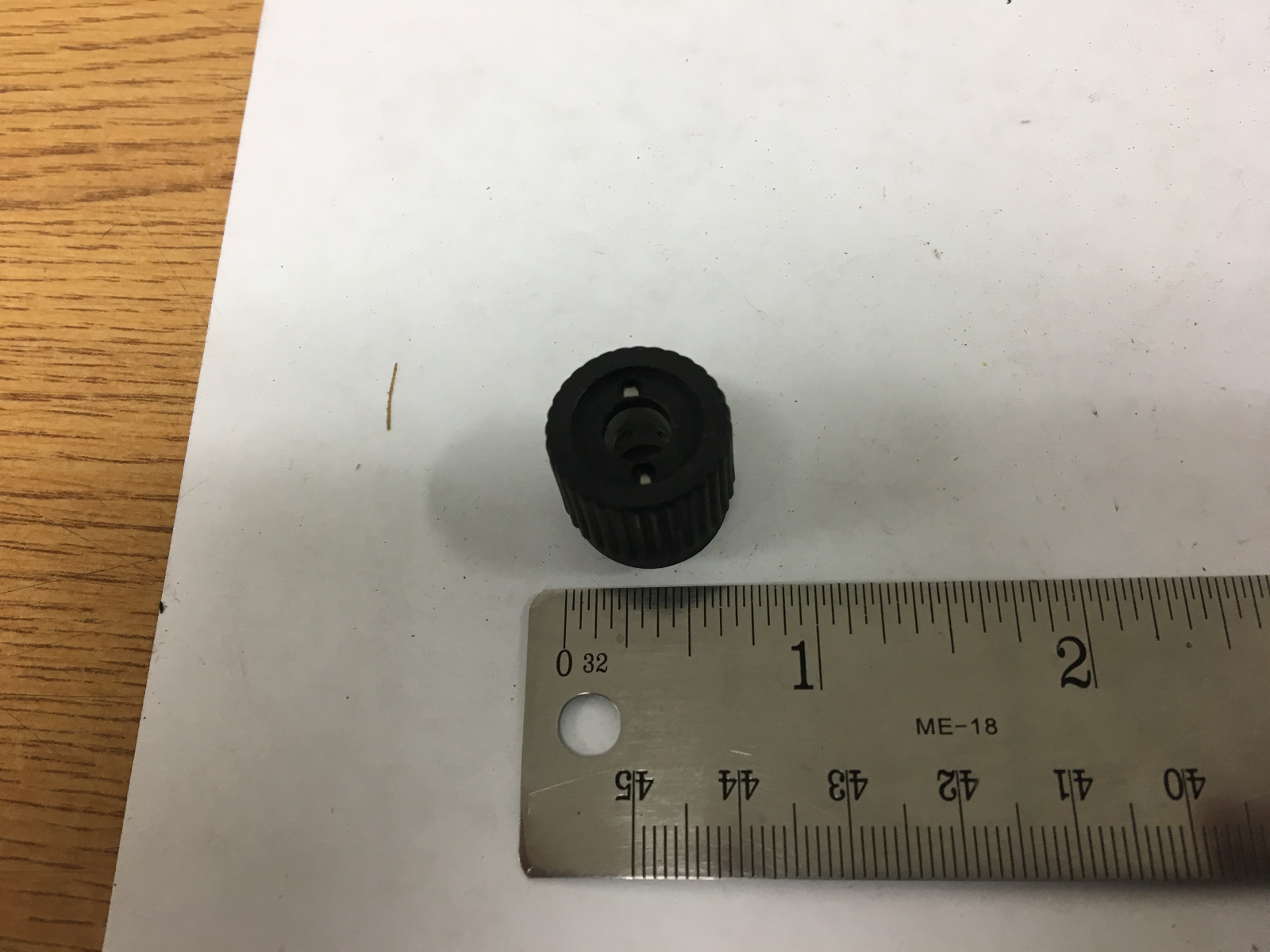 Raytheon Control Knobs MS91528-1D2BC aka 70-2CB-2G Concentric Skirted Round