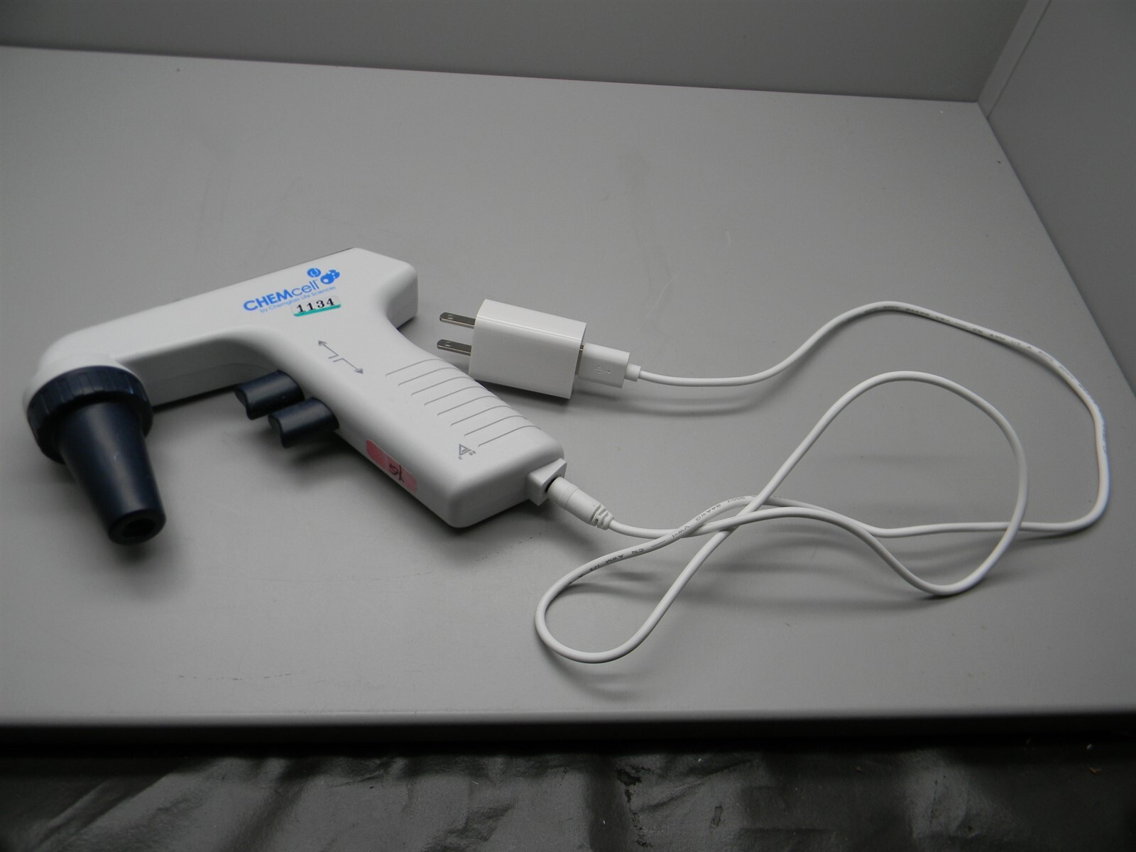 Chemglass ChemCell CLS-3472-10 Motorized Pipette Filler W Charger