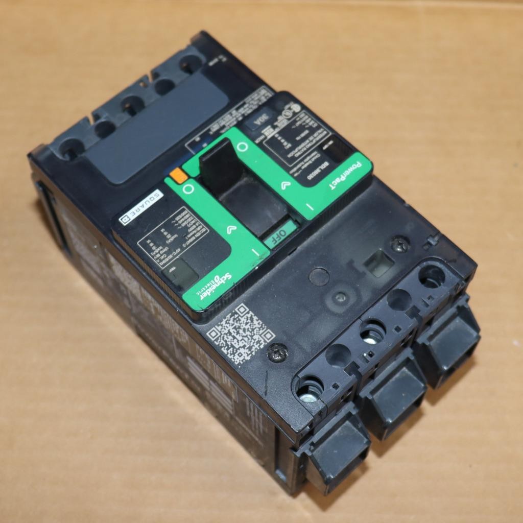 One New No Box Square D BDL36030 PowerPacT 3 Pole 30 Amp 600V Din Rail Breaker