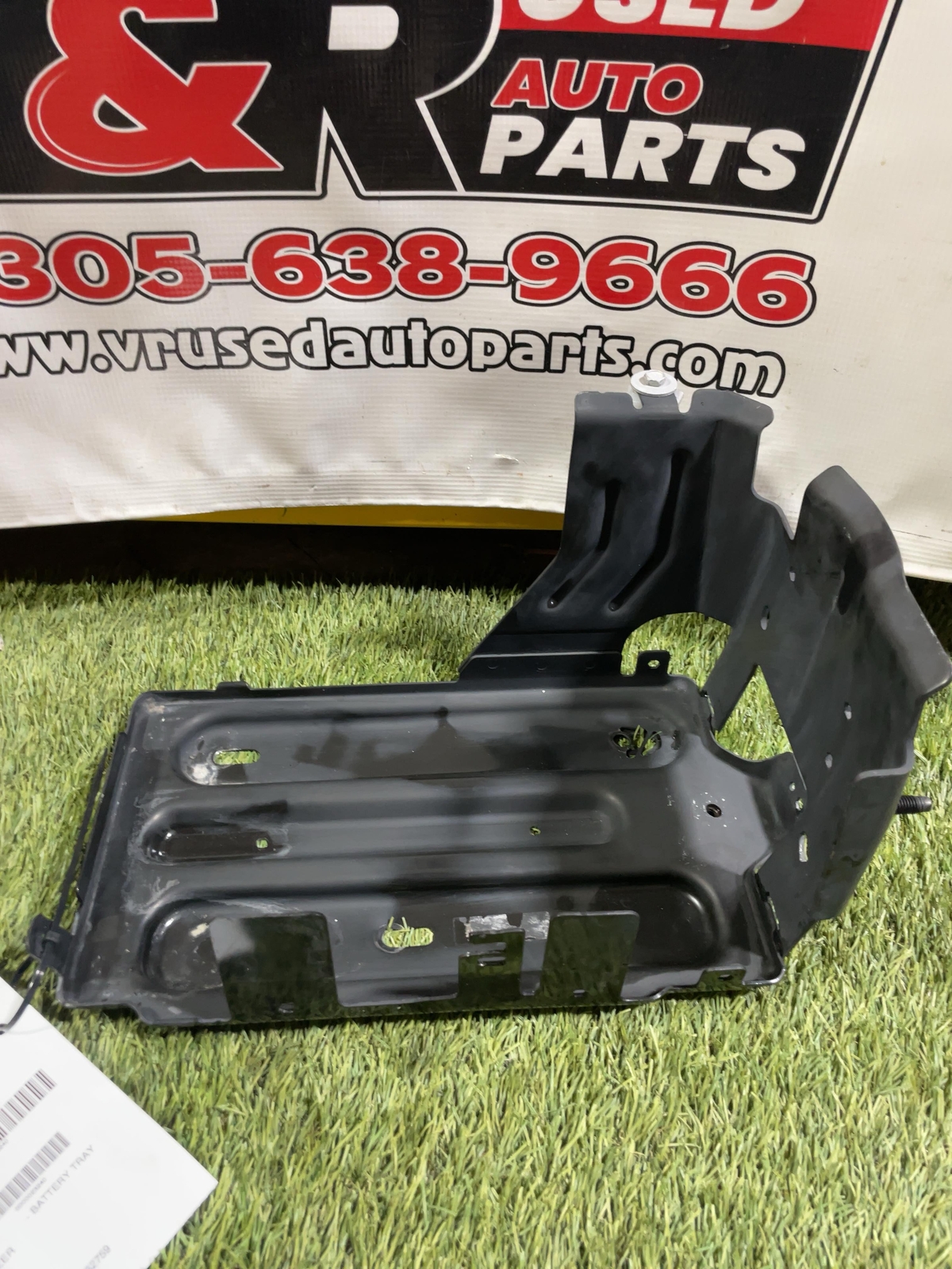 ✅ 2023 CHEVROLET BLAZER Battery Tray OEM