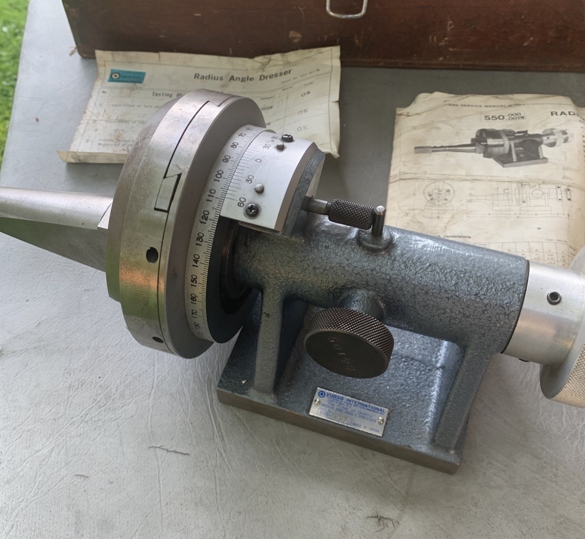 Yuasa Radius Dresser,  Surface Grinding,  550-001, With Wood Case