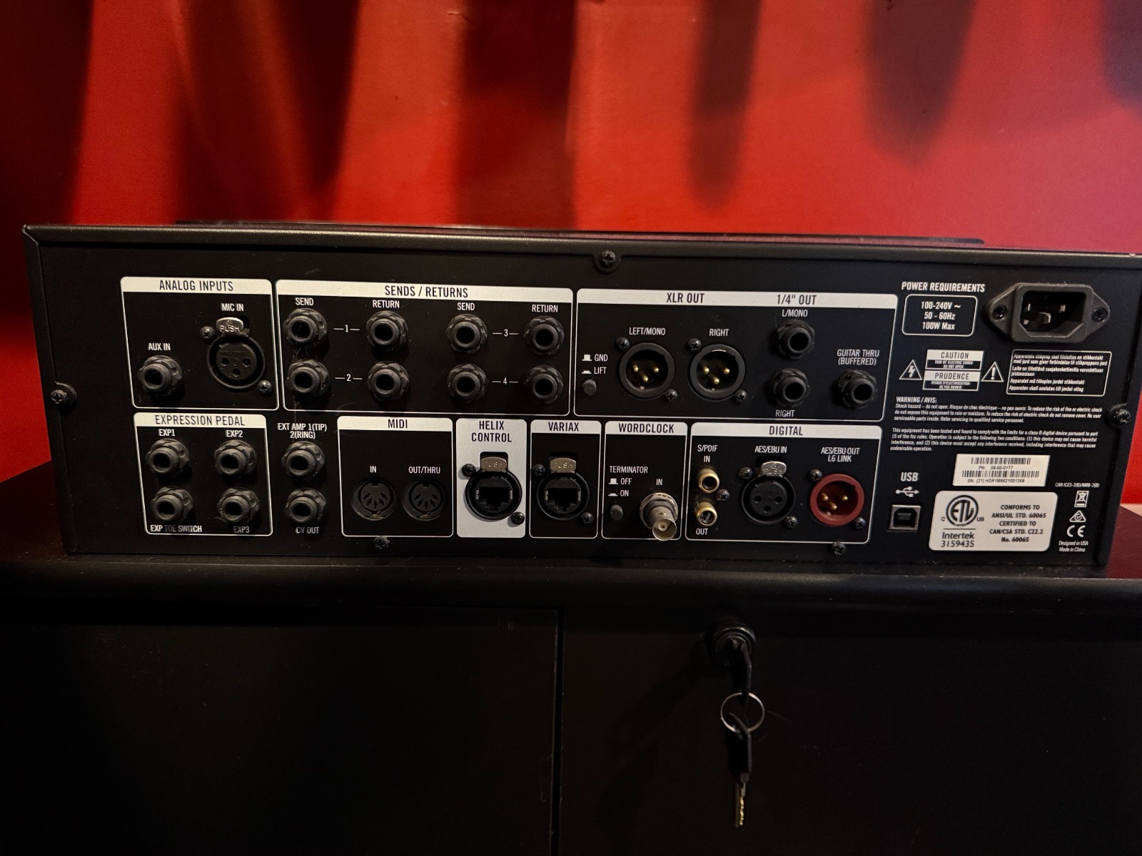 Line 6 - Helix Rack - Multi-Effects Rack Processor & Helix Control
