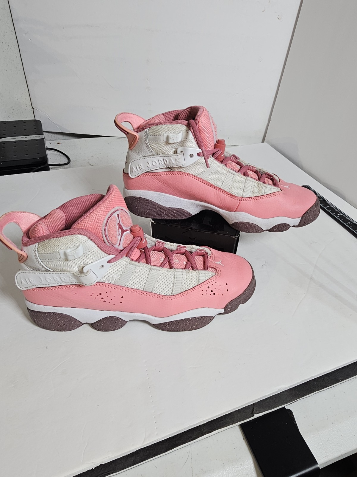 Authentic  "AIR JORDAN 6 RINGS" (GS) "CORAL CHALK"   US 5.5 Y