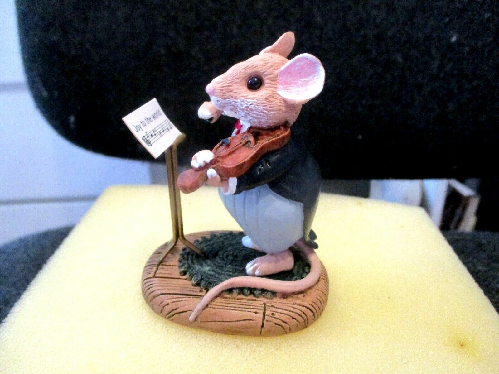 1988 HALLMARK TENDER TOUCHES "SOUNDS OF JOY FILL THE AIR" Mouse with Violin NIB