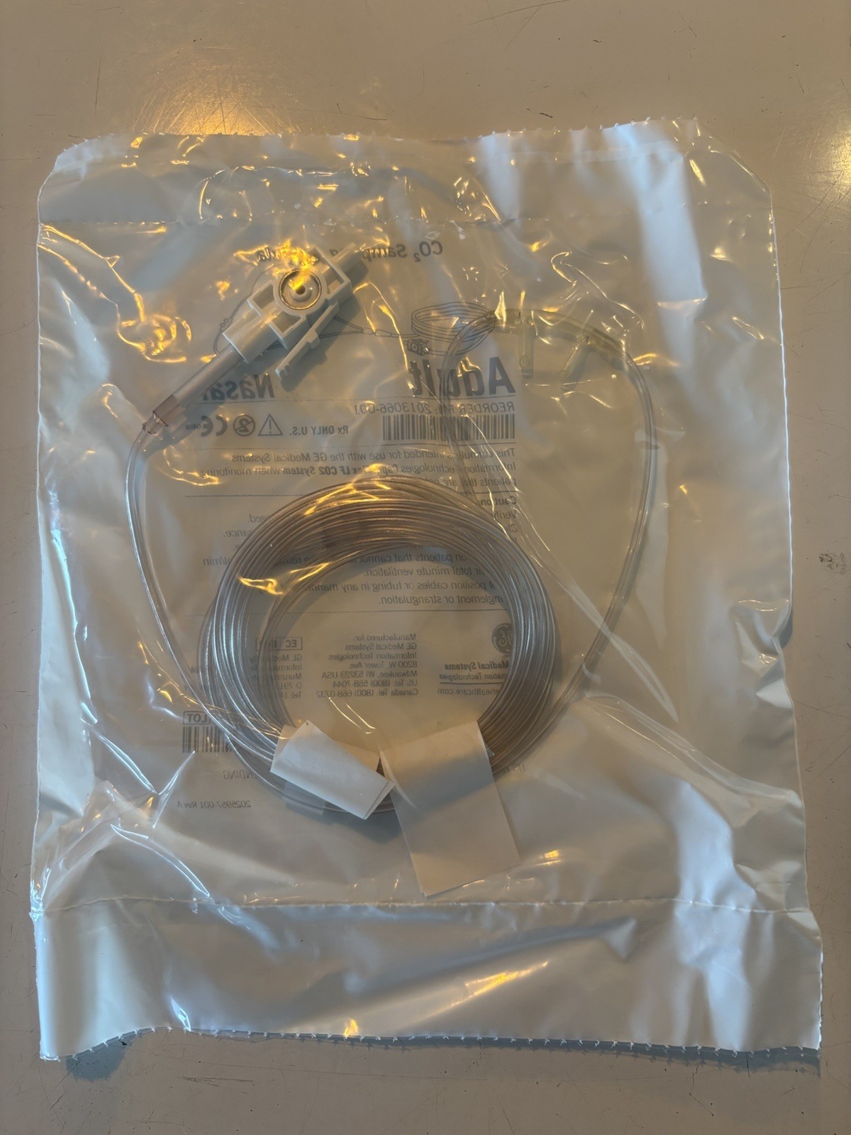 Adult Nasal CO2 Sampling Cannula for CapnoFlex LF CO2 System 2013066-001, 16 Pcs