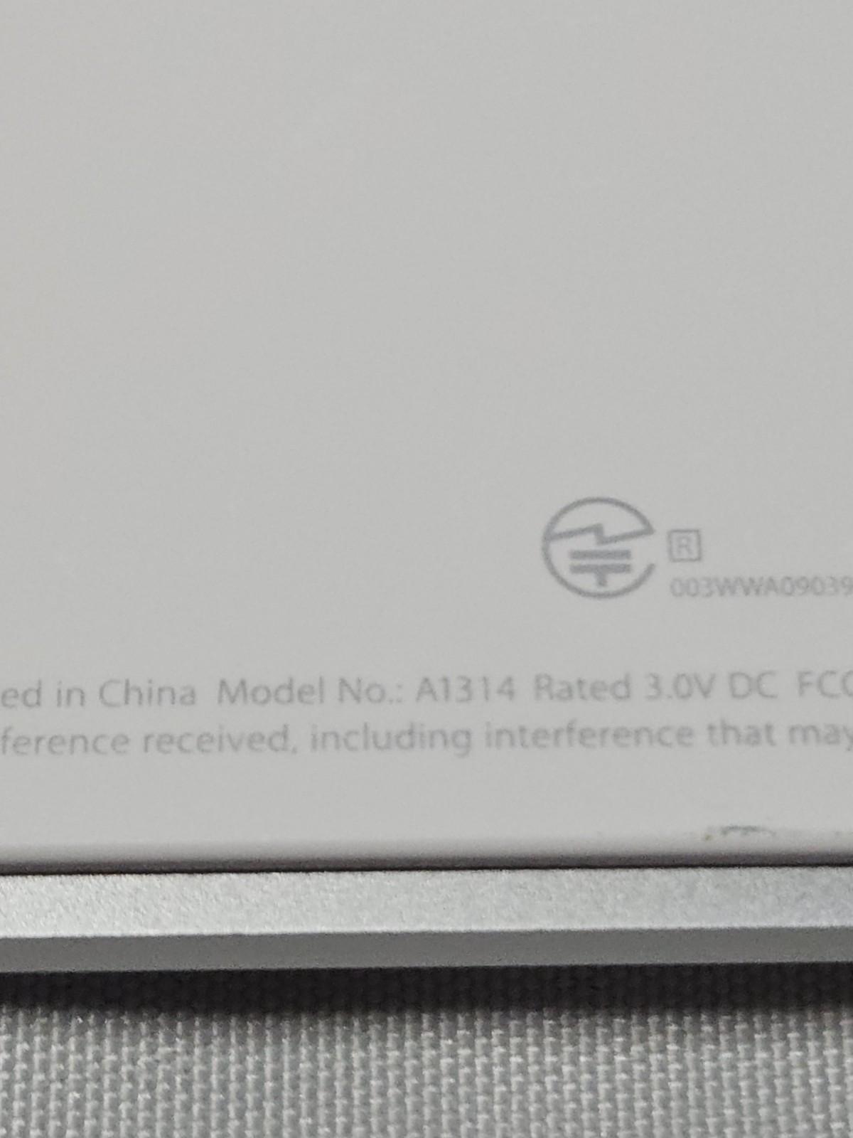 Apple A1314 Wireless Keyboard - MC184LL/B FREE SHIPPING!
